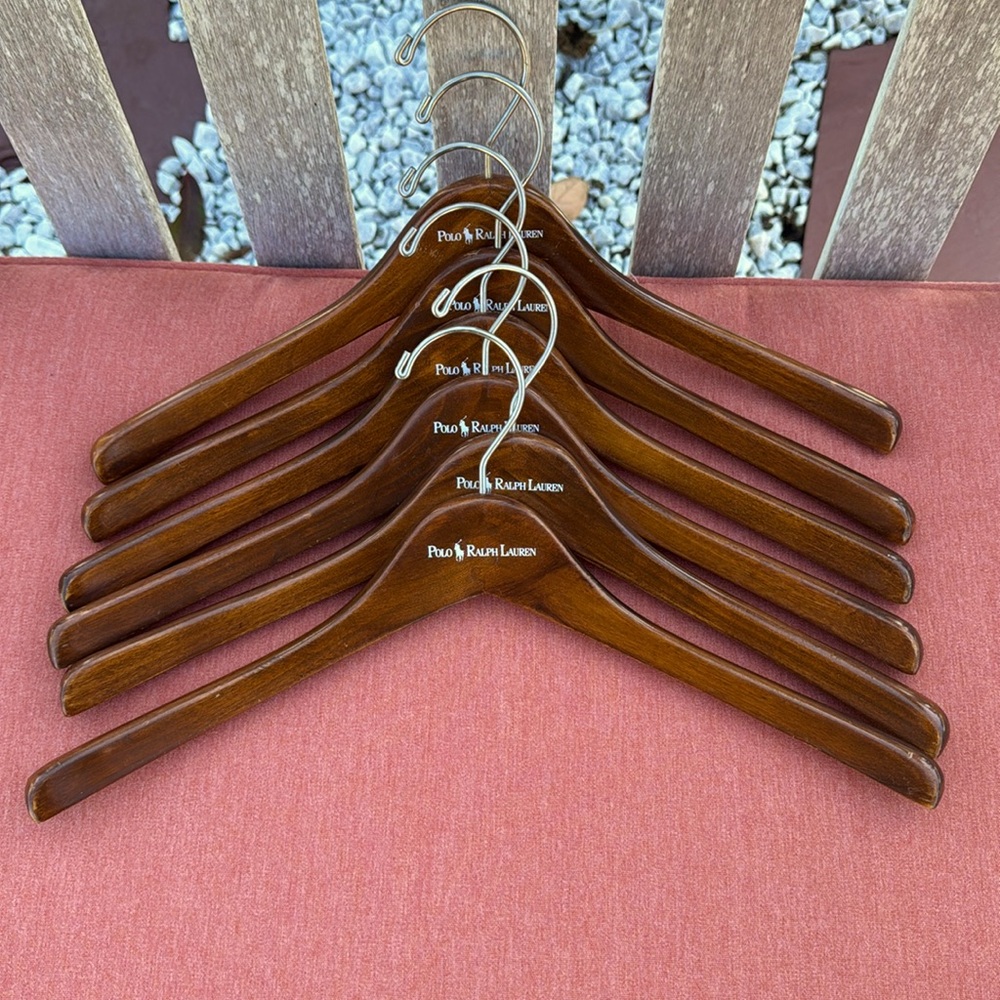 PRL-  wooden hangers 6 count, 100 Authentic
